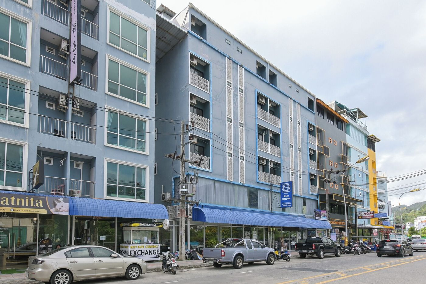 อาคารโรงแรมชิโน เมซอง ริมถนนผังเมืองสาย ก